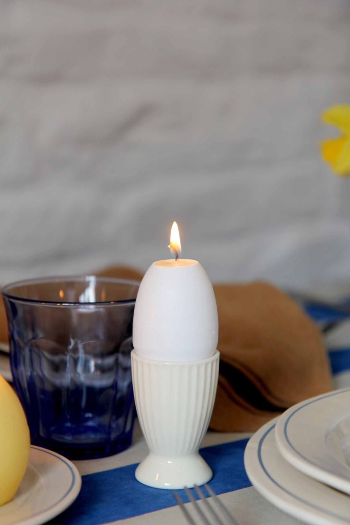 Egg Candle / White with Yellow Yoke