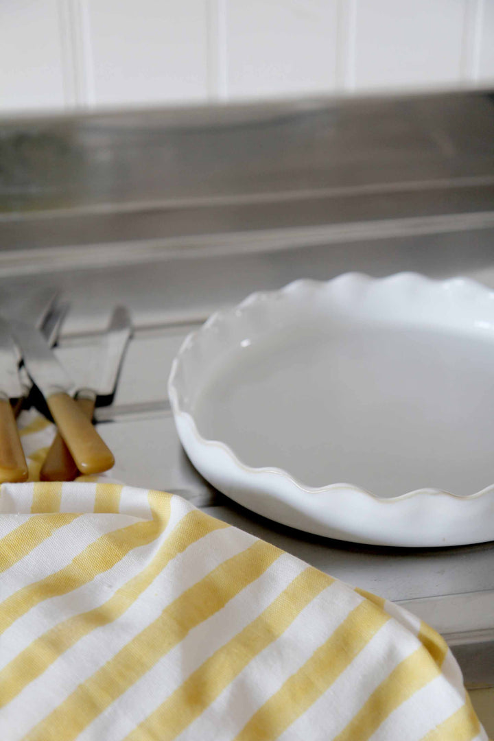 Pie Dish / White Ice