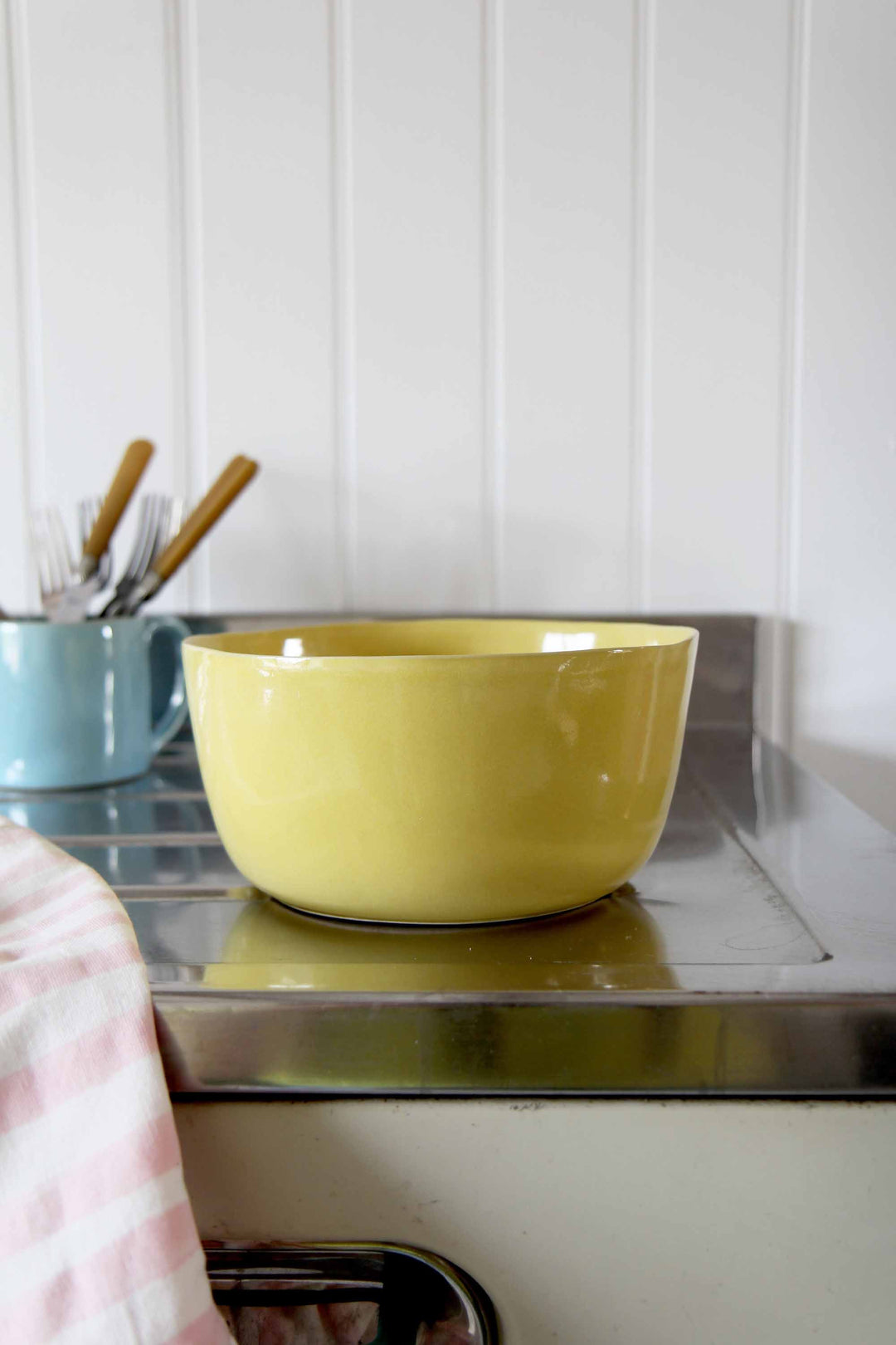 Serving Bowl / Aqua Limon