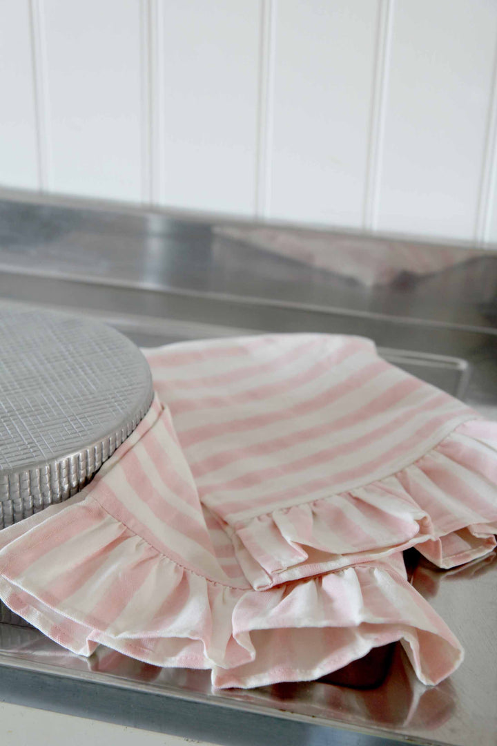 Ruffle Stripe T-Towel / Pale Pink