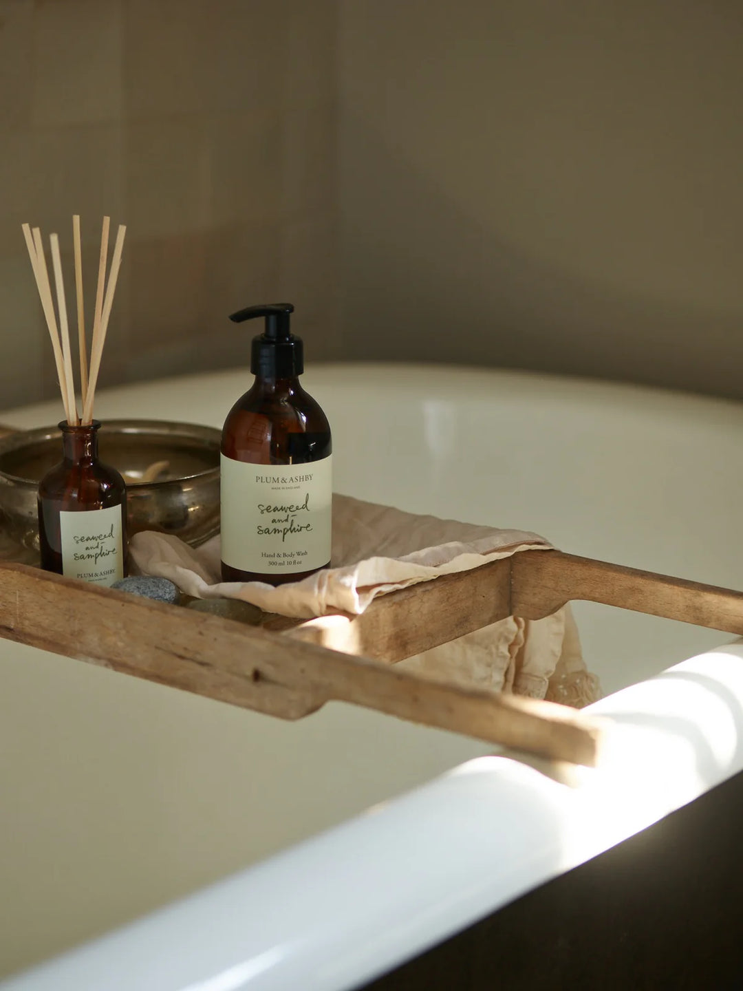 plum and ashby diffuser wild fig and saffron in bathroom