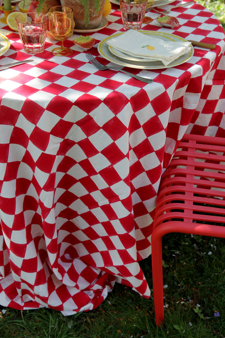 Tablecloth / Red White Checkerboard