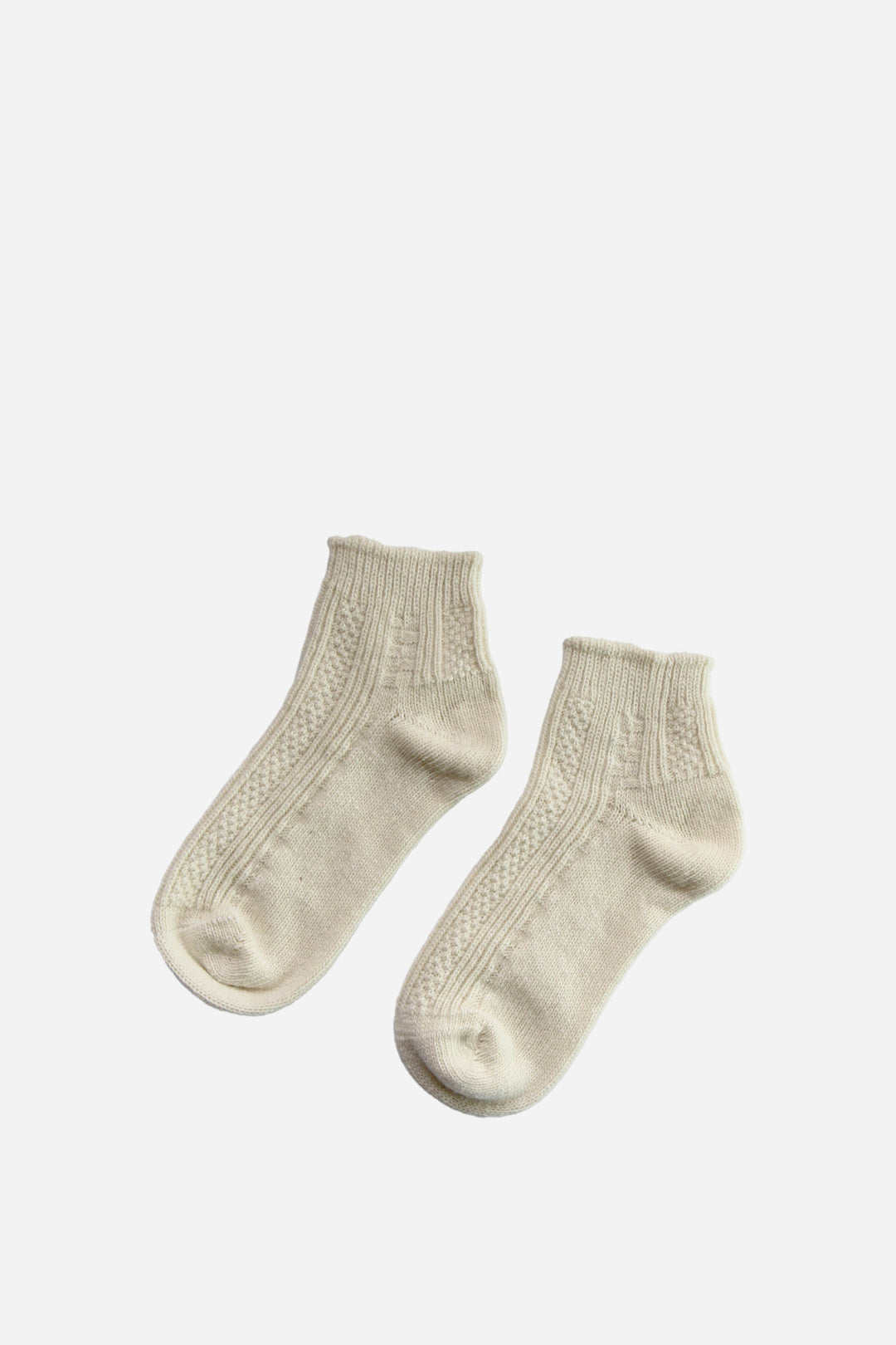 Womens Cable Ankle Socks / Ecru