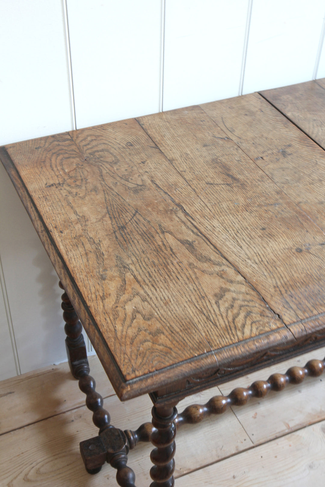Vintage Oak Dining Table / Bobbin Stretcher