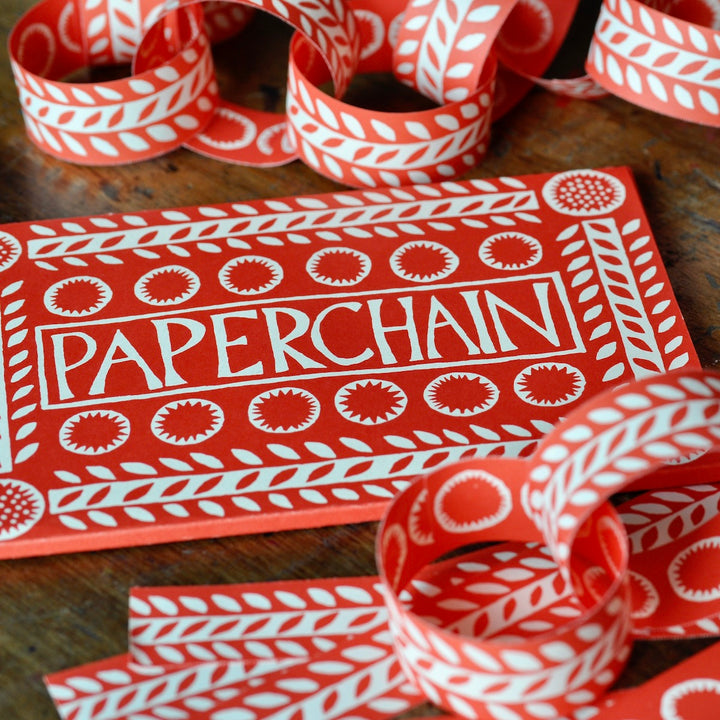 Paperchain 3 / Red White