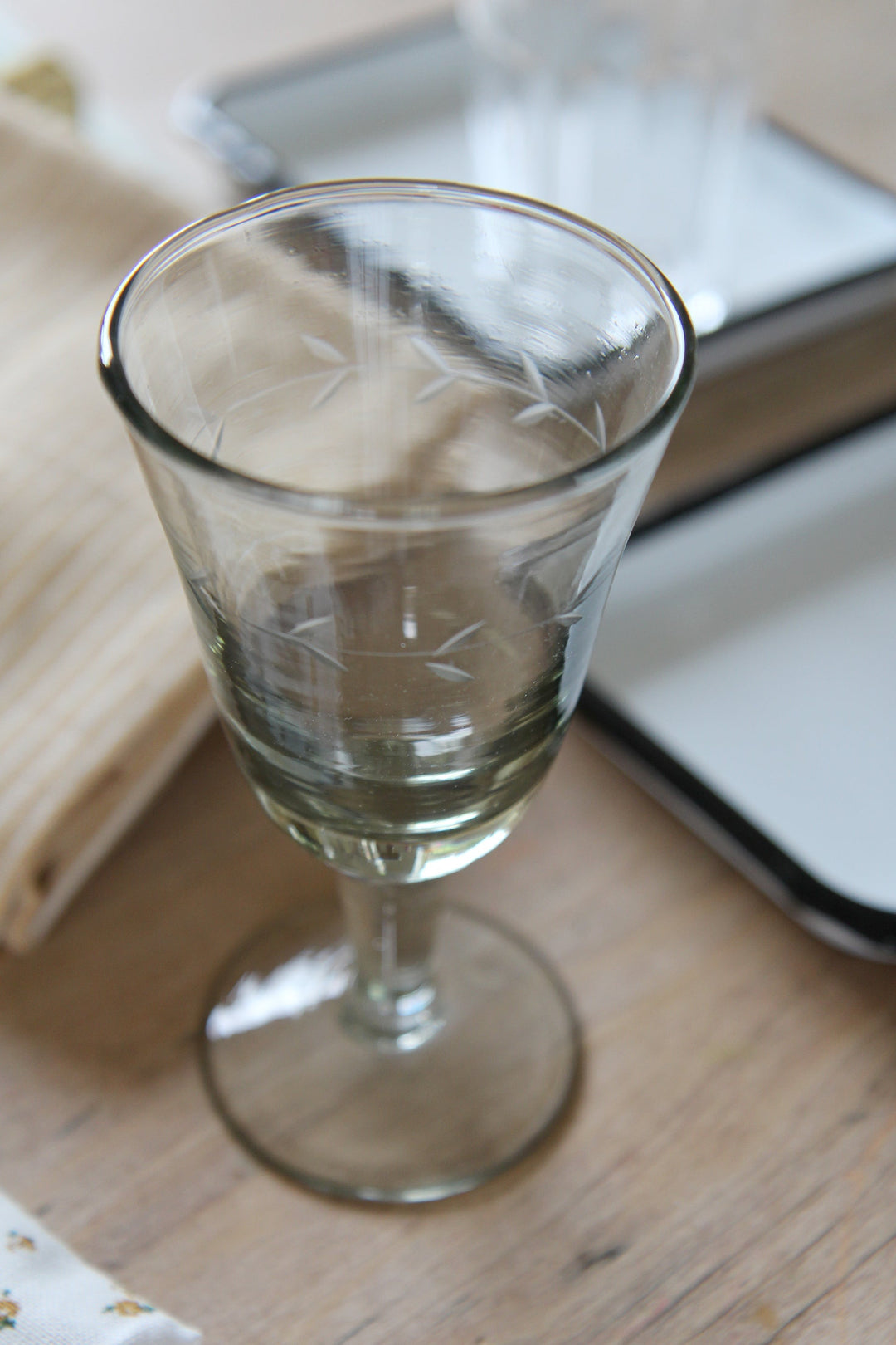 Hand Blown Cut Leaf White Wine