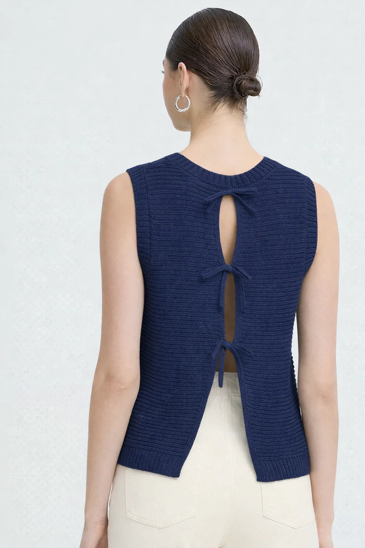 Ihdotties Vest / Total Eclipse