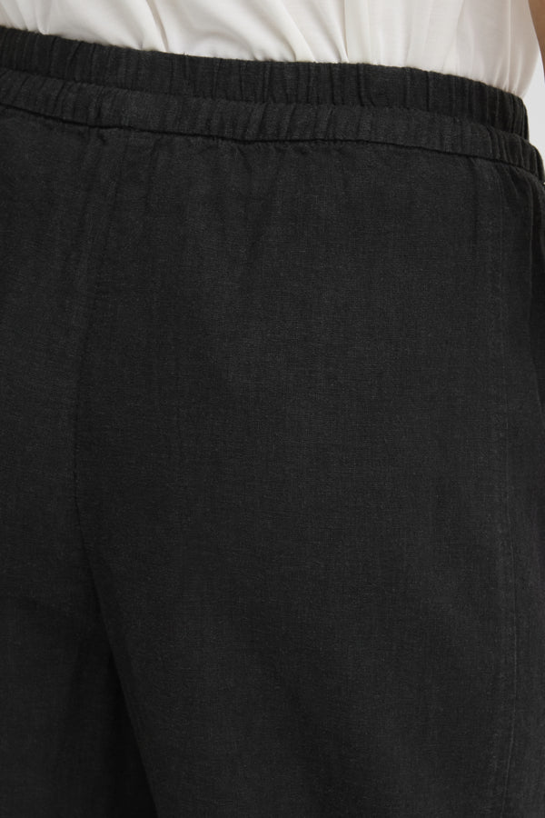 Ihlinno Barrel Trousers / Black