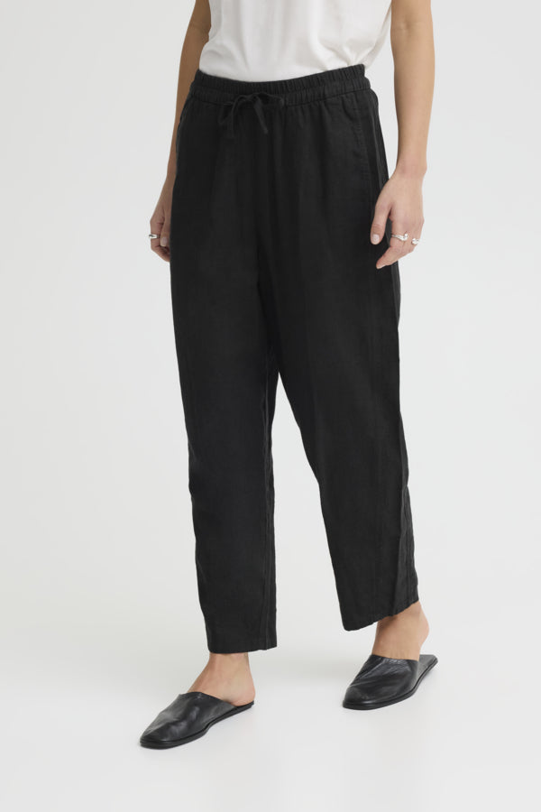 Ihlinno Barrel Trousers / Black