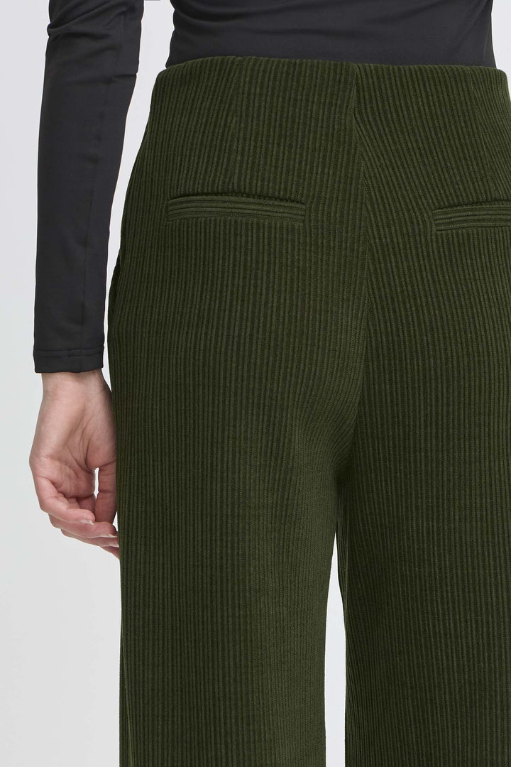 Ihkate Corduroy Trousers / Rifle Green