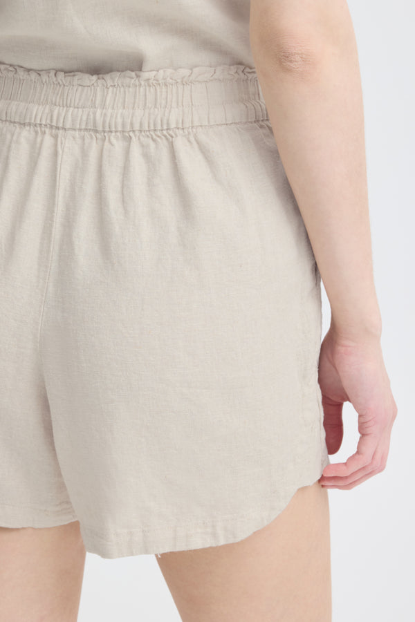 Ihlinno Shorts / Natural Ecru