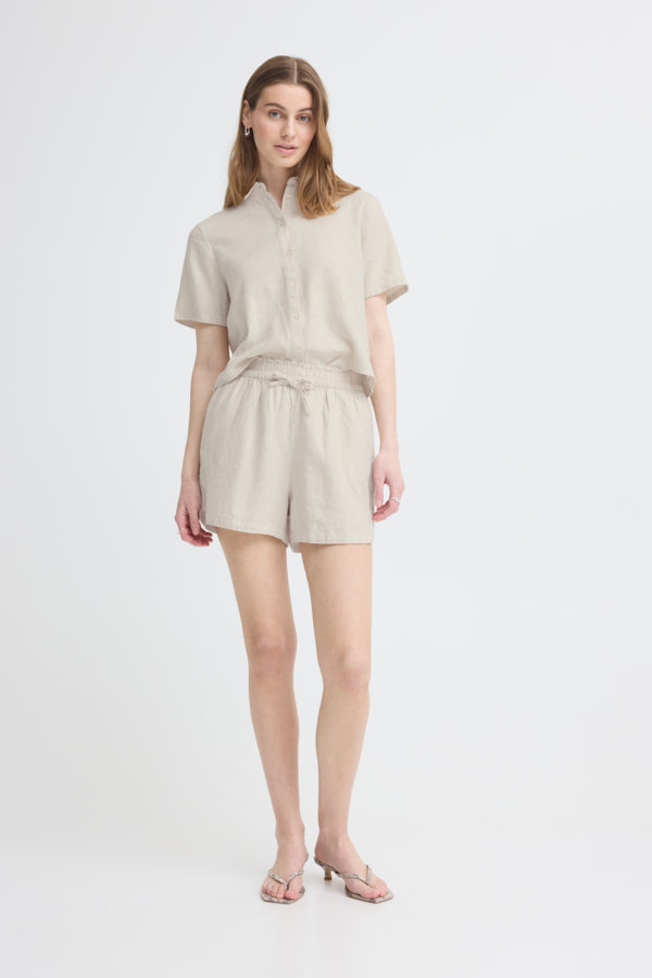 Ihlinno Shorts / Natural Ecru