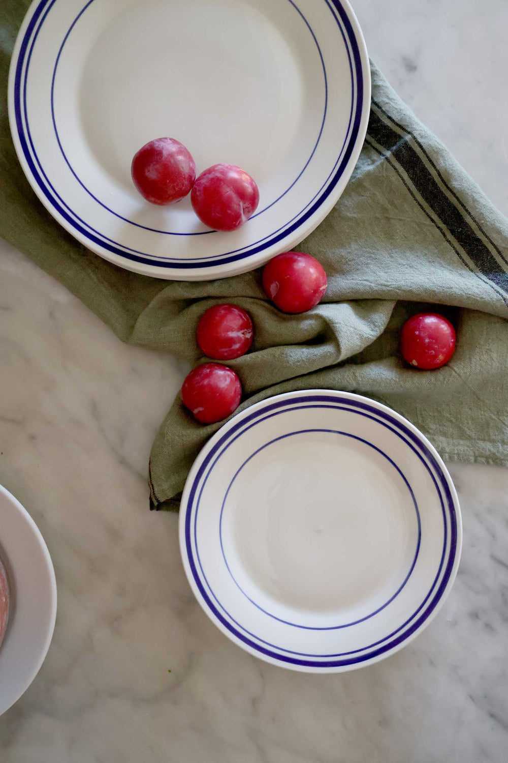 Bistro Dessert Plate / Blue
