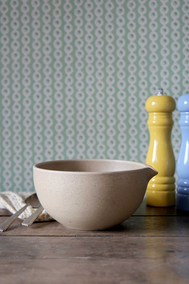 Bowl w/pouring spout Stone sand coloured 900 ml