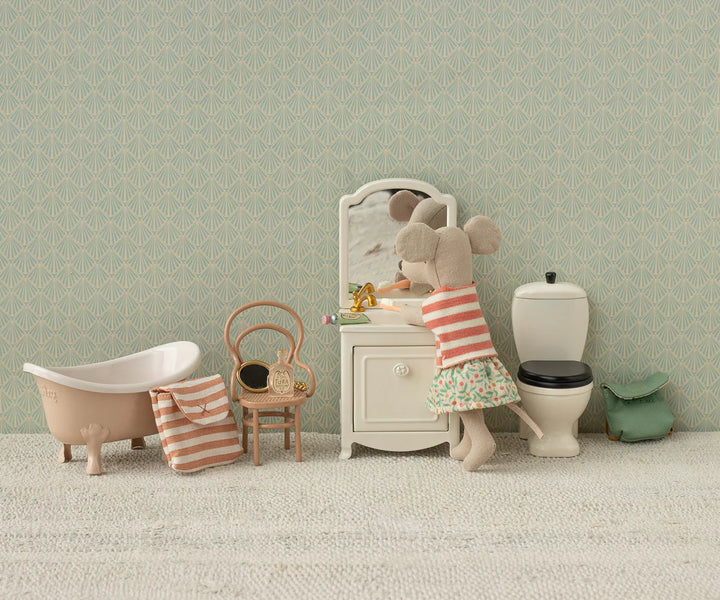 Tricycle Mouse, Big Sister / Green
