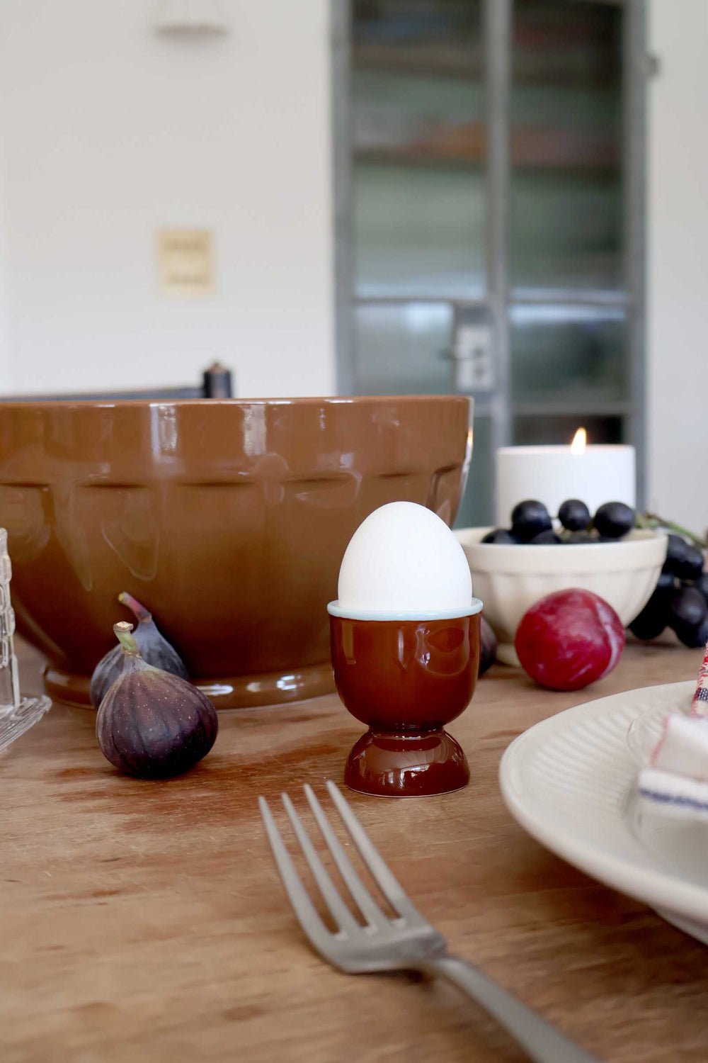 Ceramic Egg Cup / Brown