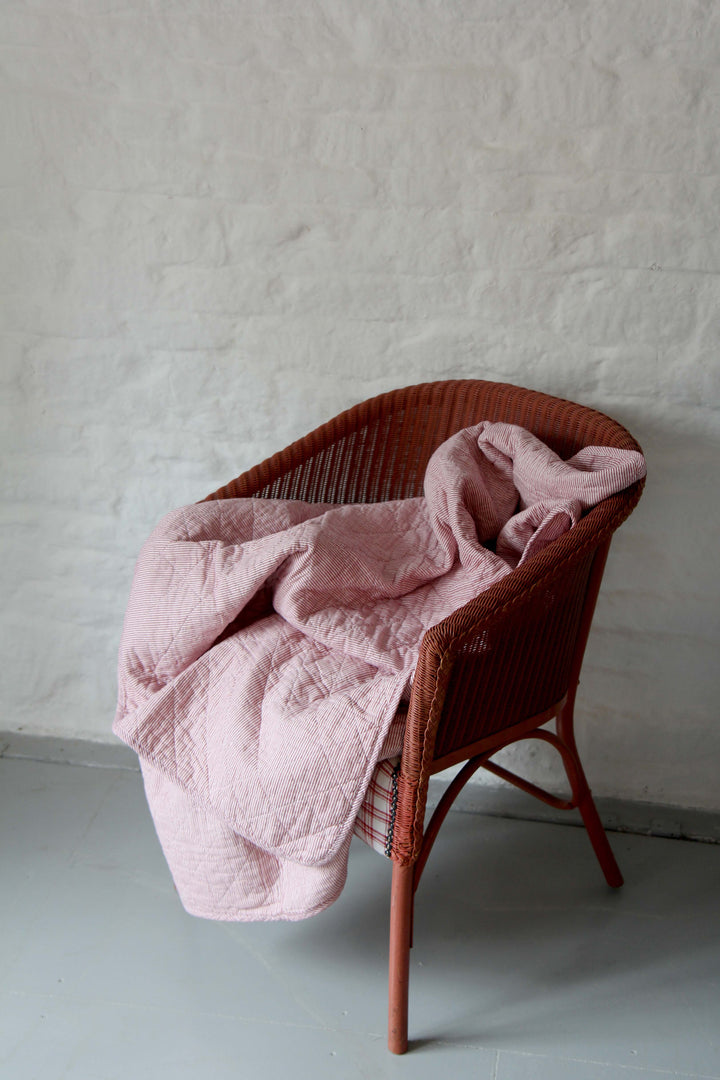 Cotton Quilt / Red Stripes