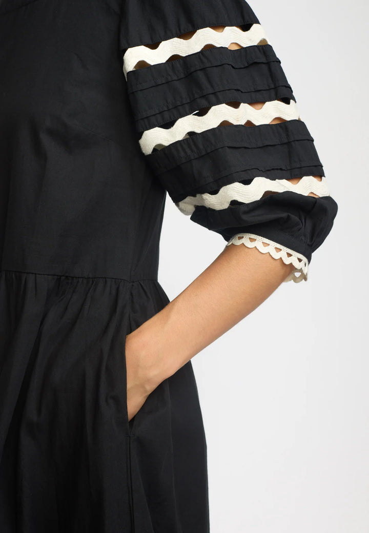 ESMaddy Dress / Black