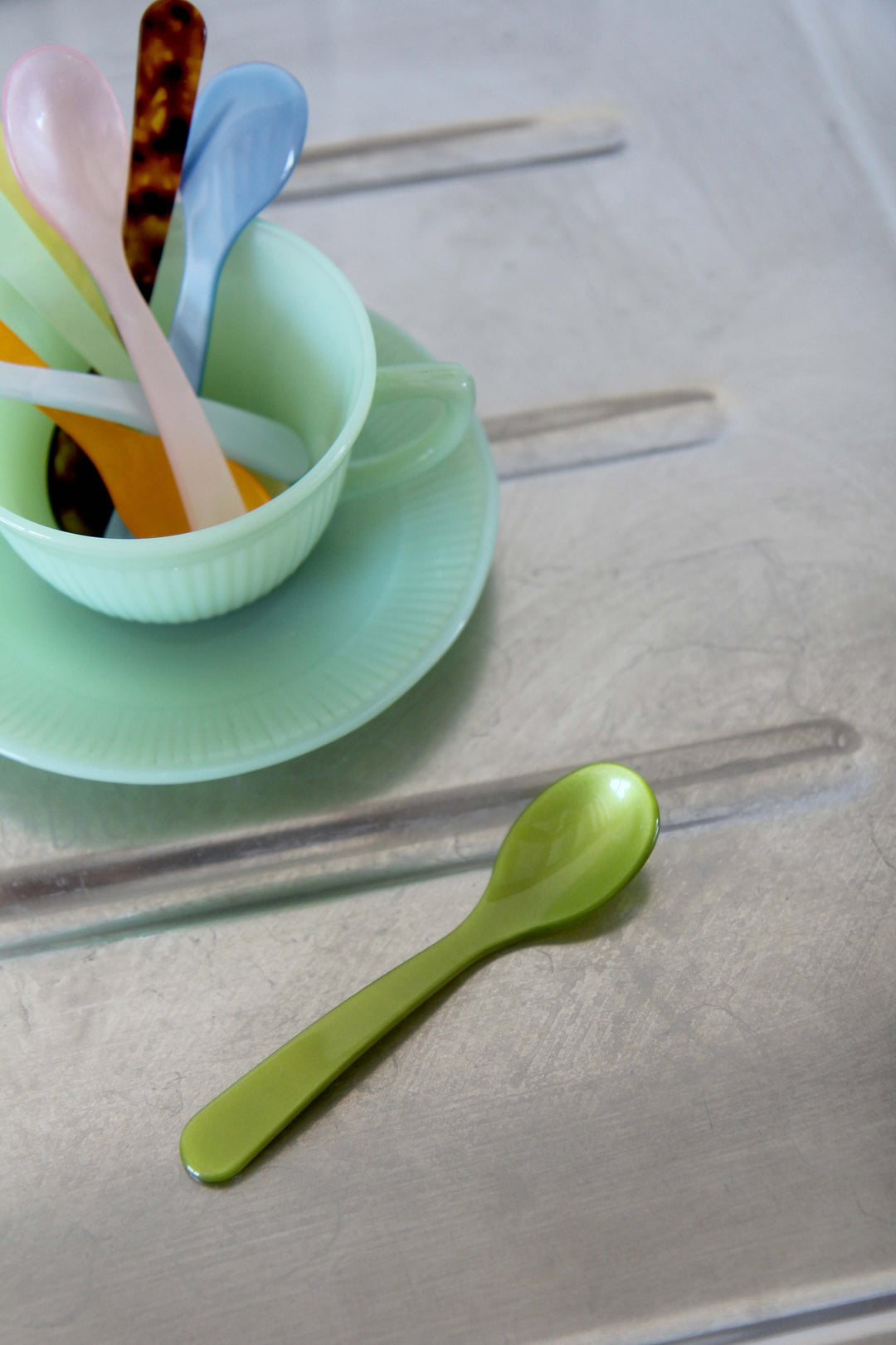Egg Spoon / Olive