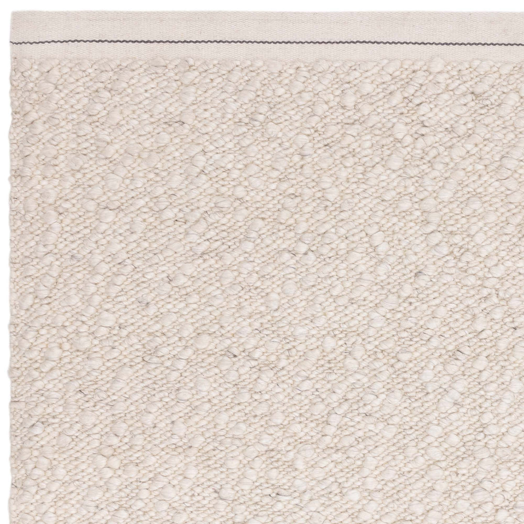 Elm Chunky Boucle Rug / Ivory