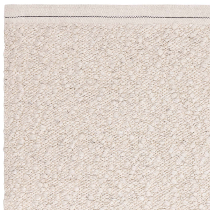 Elm Chunky Boucle Rug / Ivory