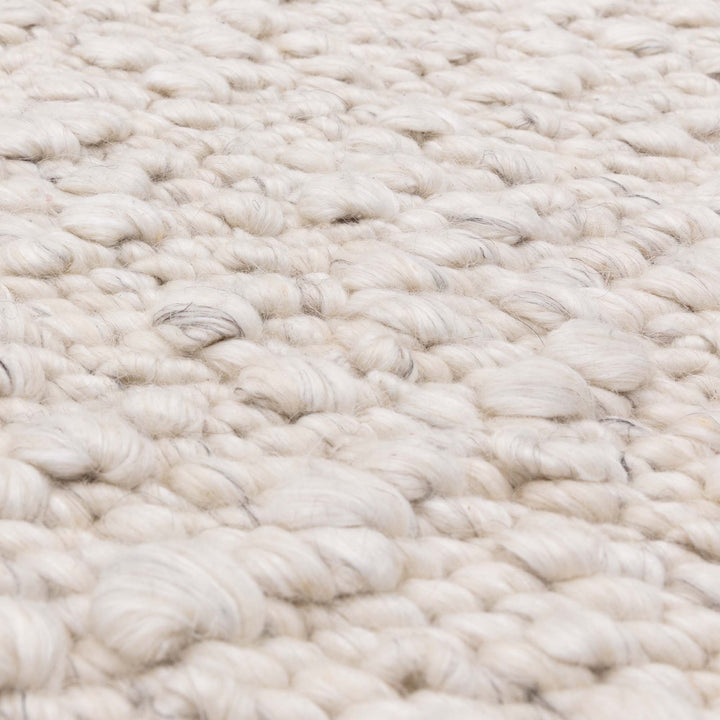 Elm Chunky Boucle Rug / Ivory