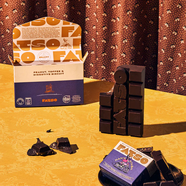 NAN'S STASH BAR / 150g / Peanut, toffee & digestive biscuit