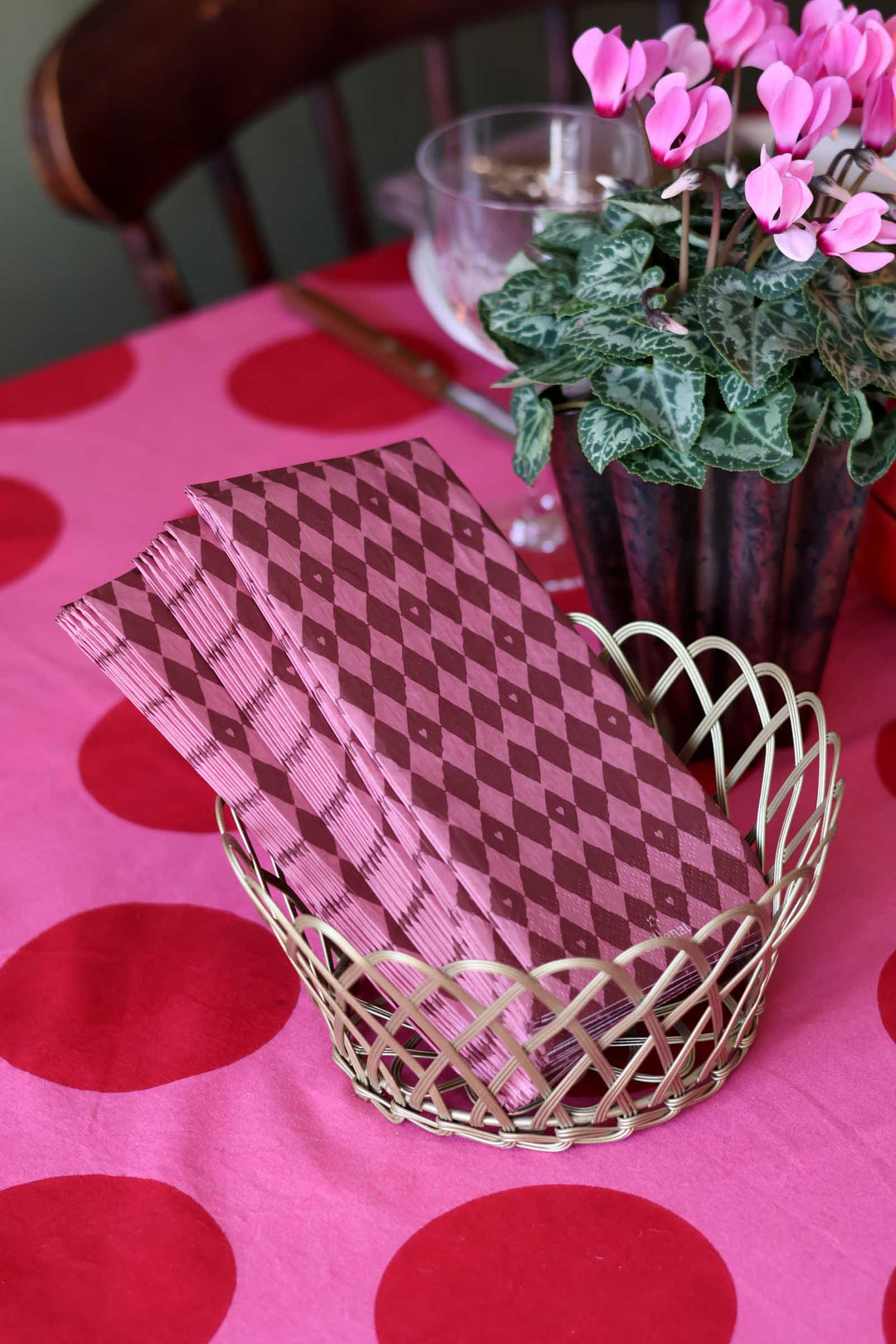 Harlequin Hearts Paper Napkins / Pk 16