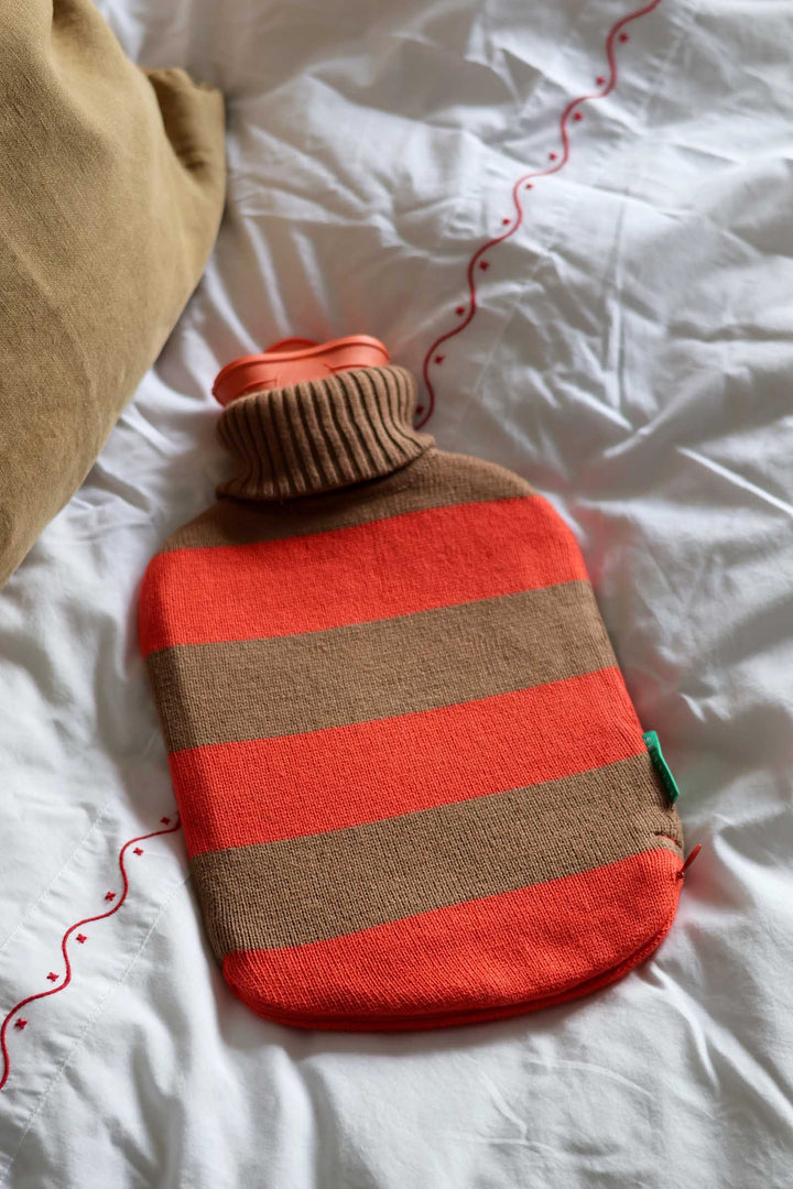 Hot Water Bottle / Vermillion-Camel