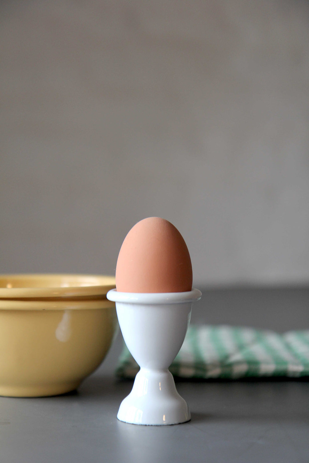 Enamel Egg Cup / White