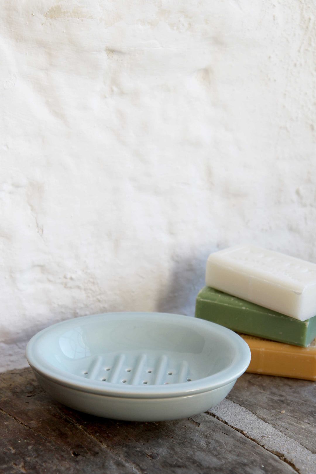 Ceramic Soap Dish / Light Blue