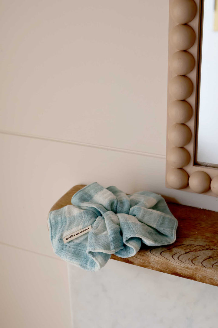 Scrunchie / Gingham Blue