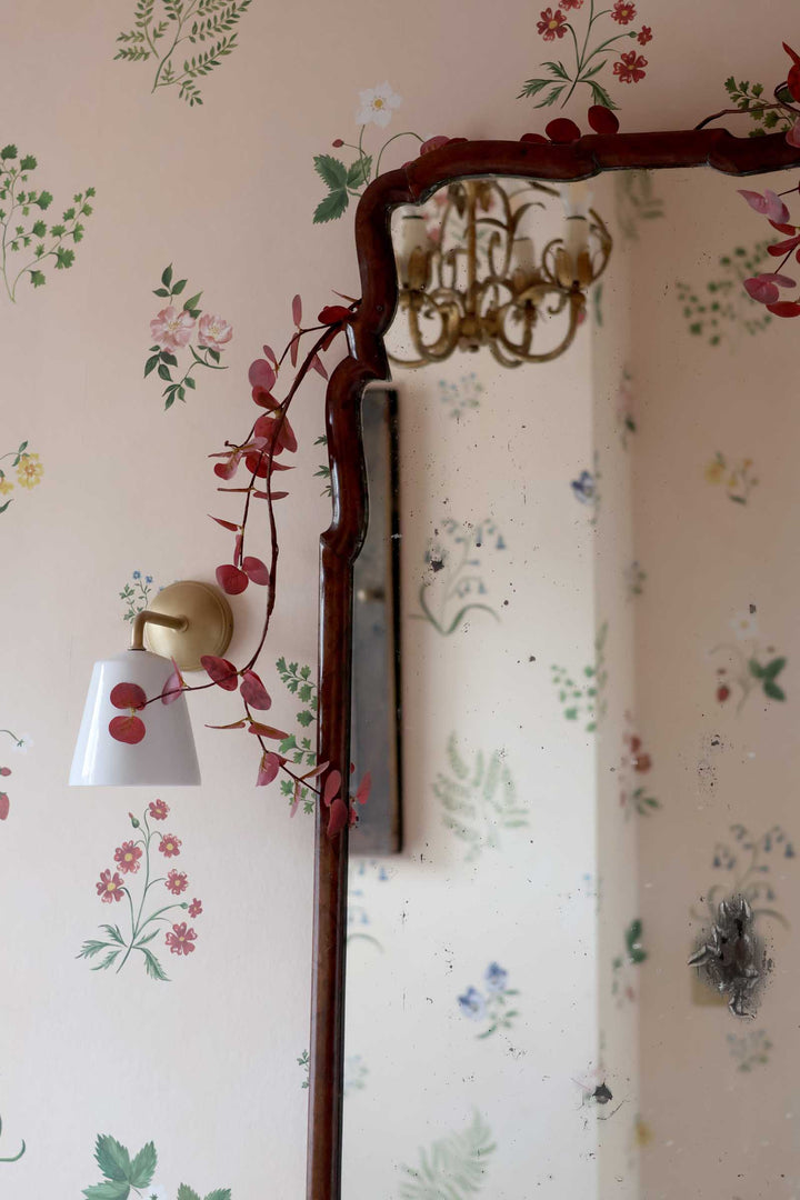 Burgundy Eucalyptus Fine Garland