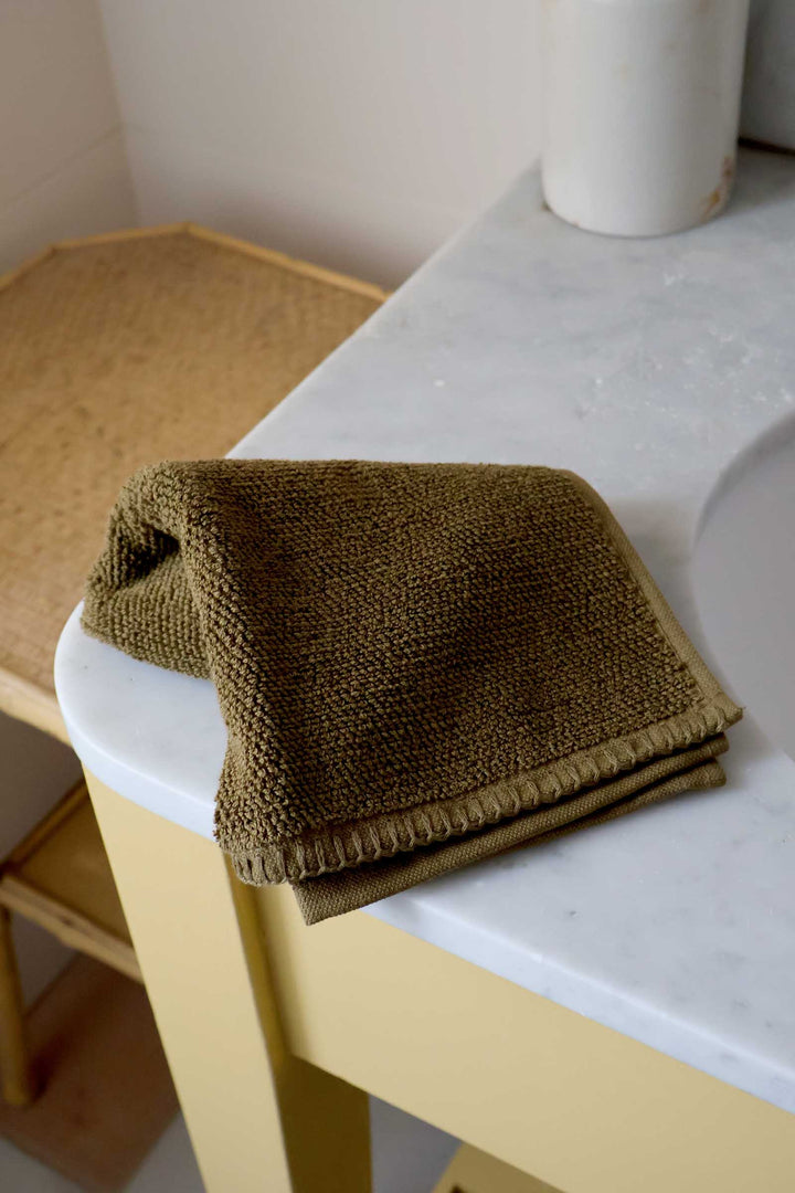 Bora Guest towel 30x50 / Cedre