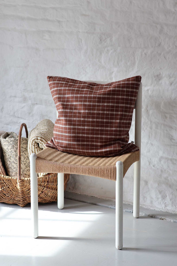 Cushion Cover / Thame Brown