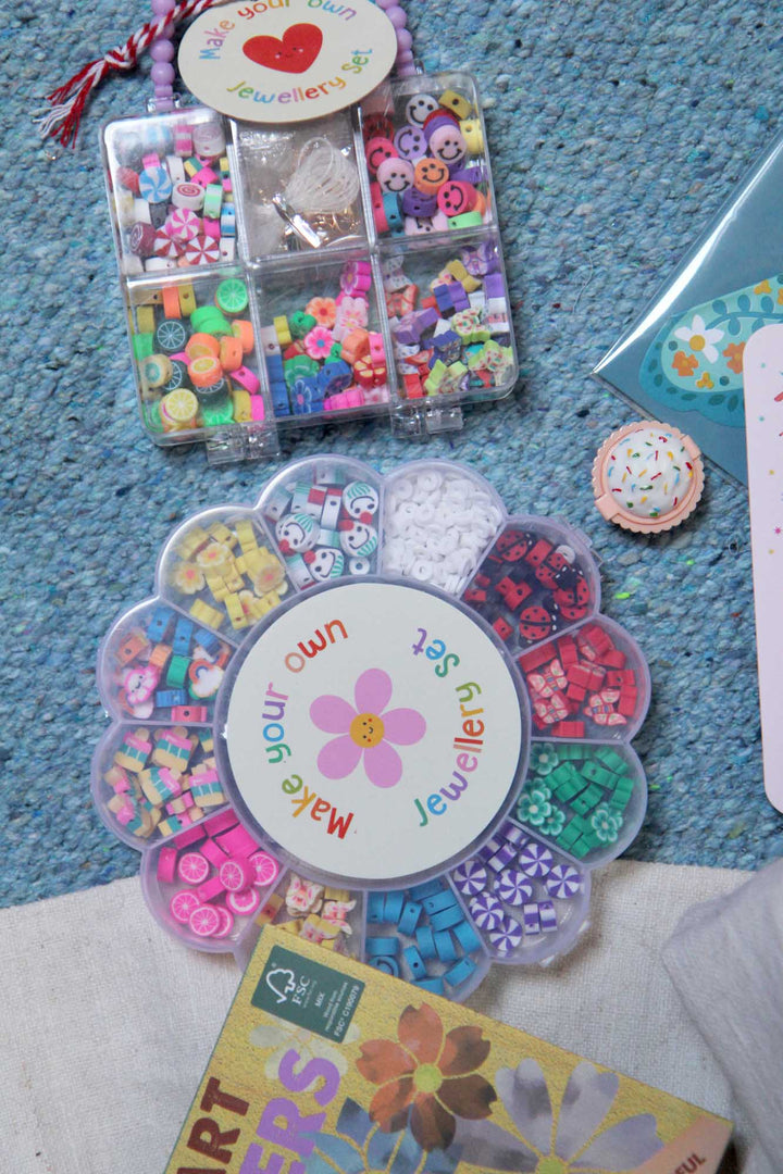 Make Your Own Jewellery Set / Handbag