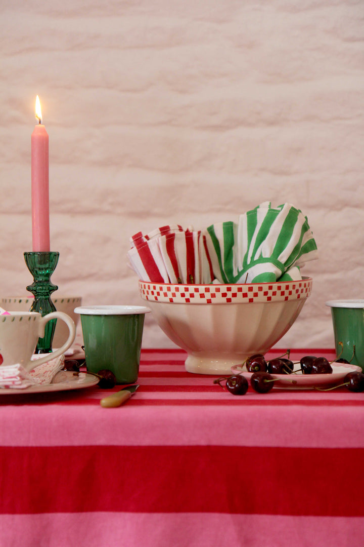 cherry red themed tablescape