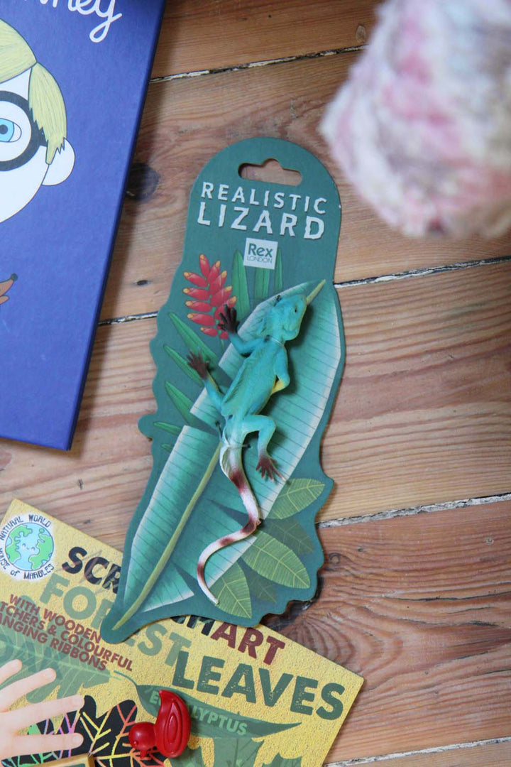 Realistic Double Crown Lizard Toy