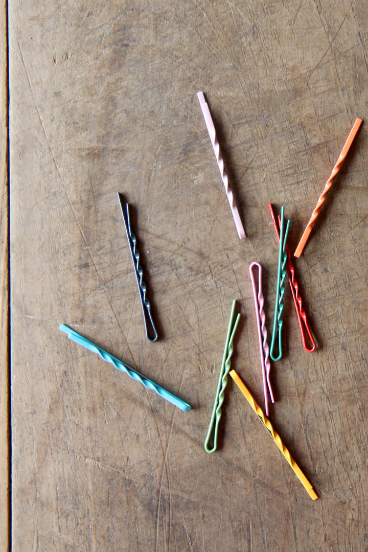 Twist Bobby Pins