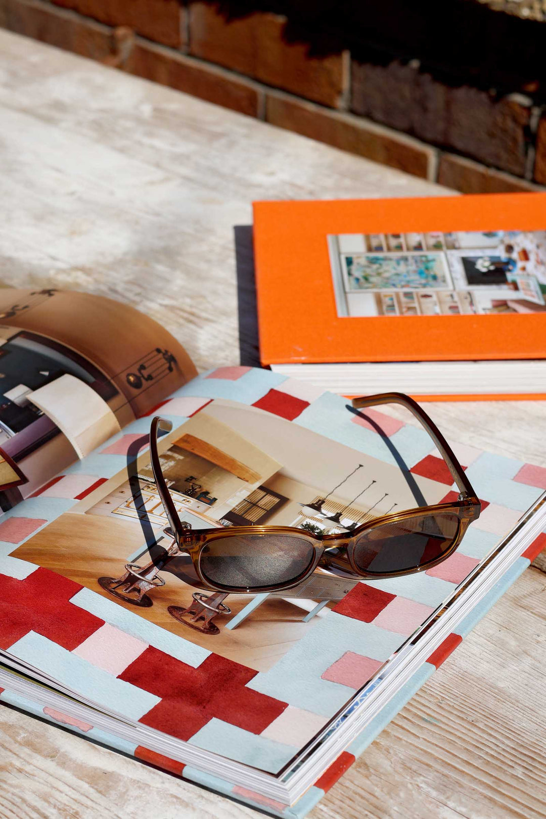 Charlie Smoke Transparent Sunglasses