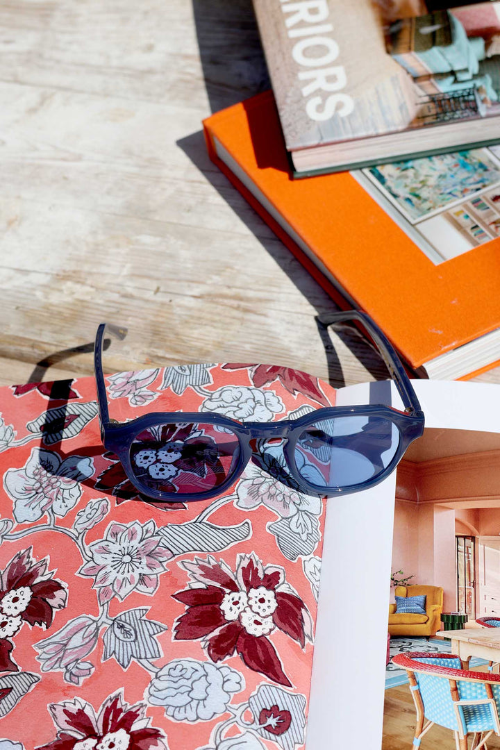 Zan Sunglasses / Blue Steel