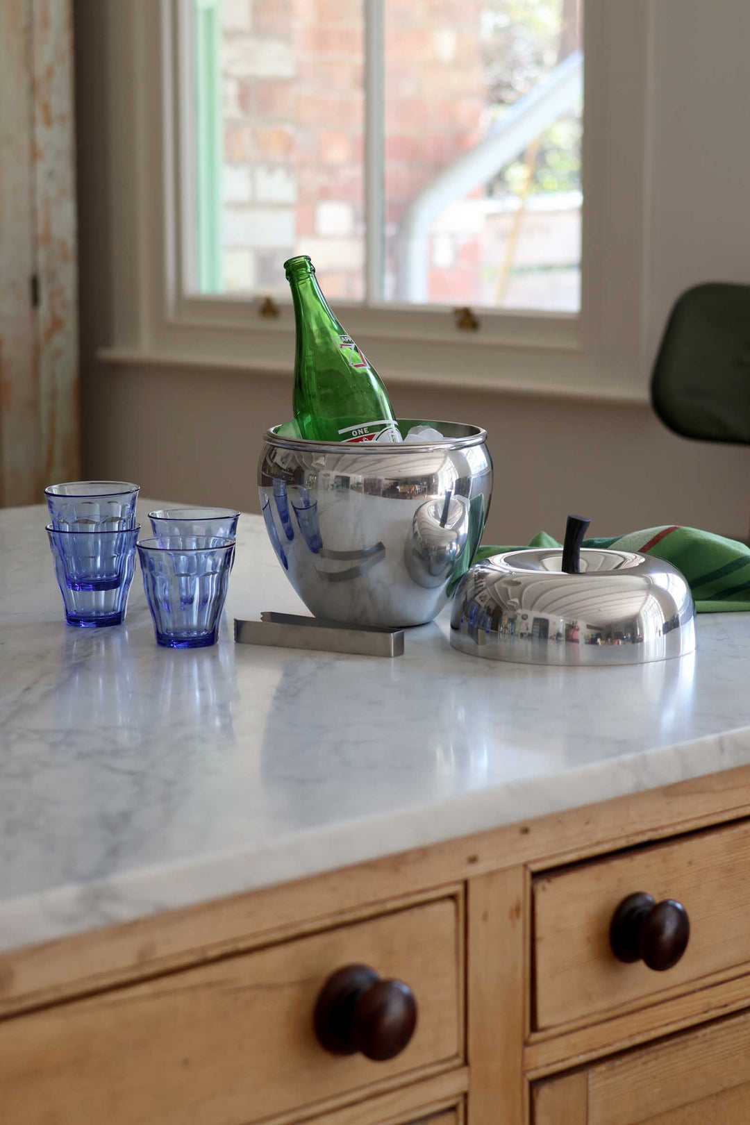 Apple Ice Bucket Lrg Silver
