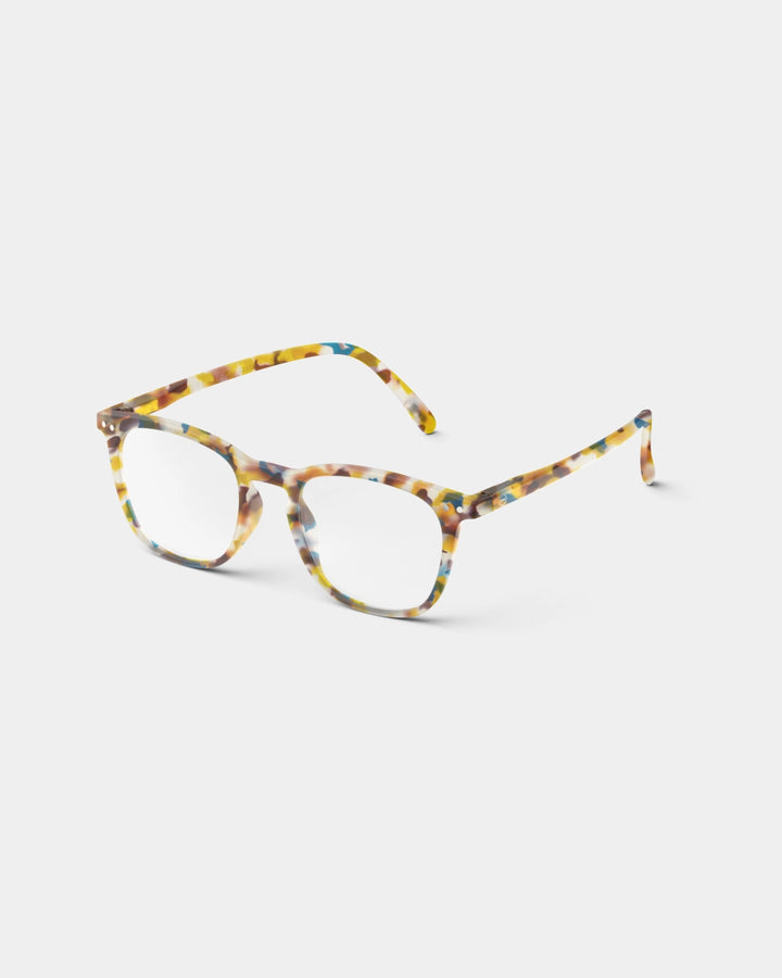 izipizi reading glasses shape E in blue tortoise side
