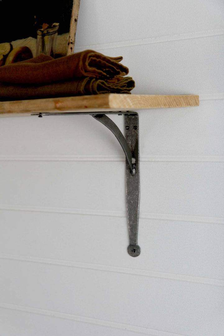 Iron Shelf Bracket Gallows Penny