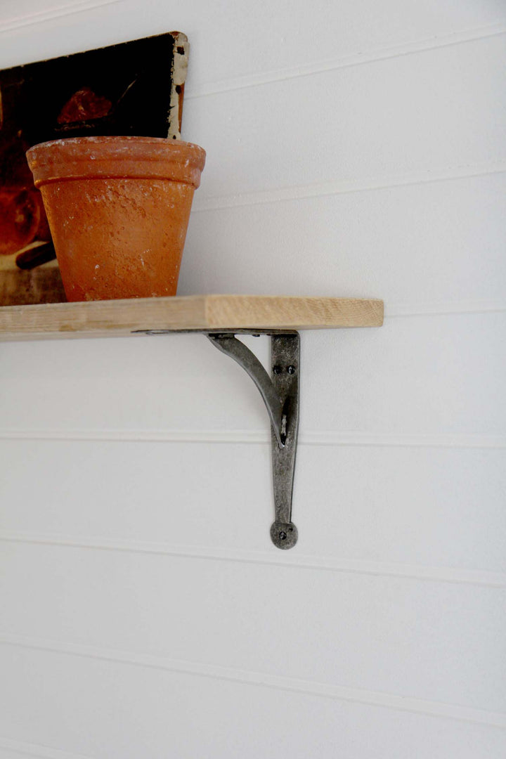 Iron Shelf Bracket Gallows Penny