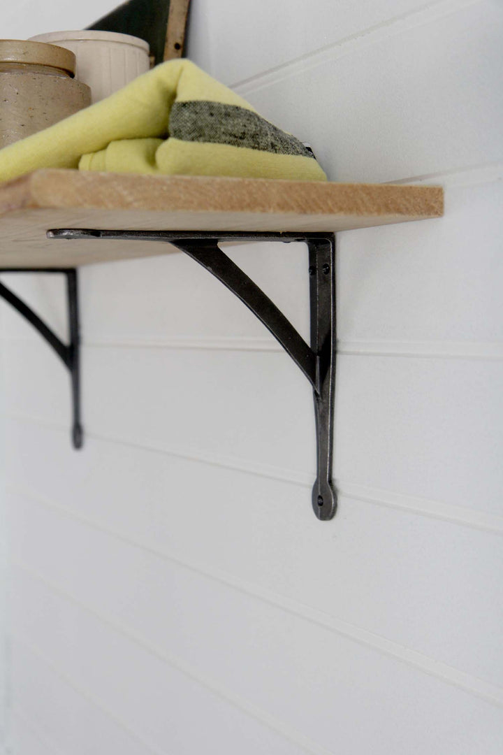 Iron Shelf Bracket / Gallows Penny Cast 8x8"
