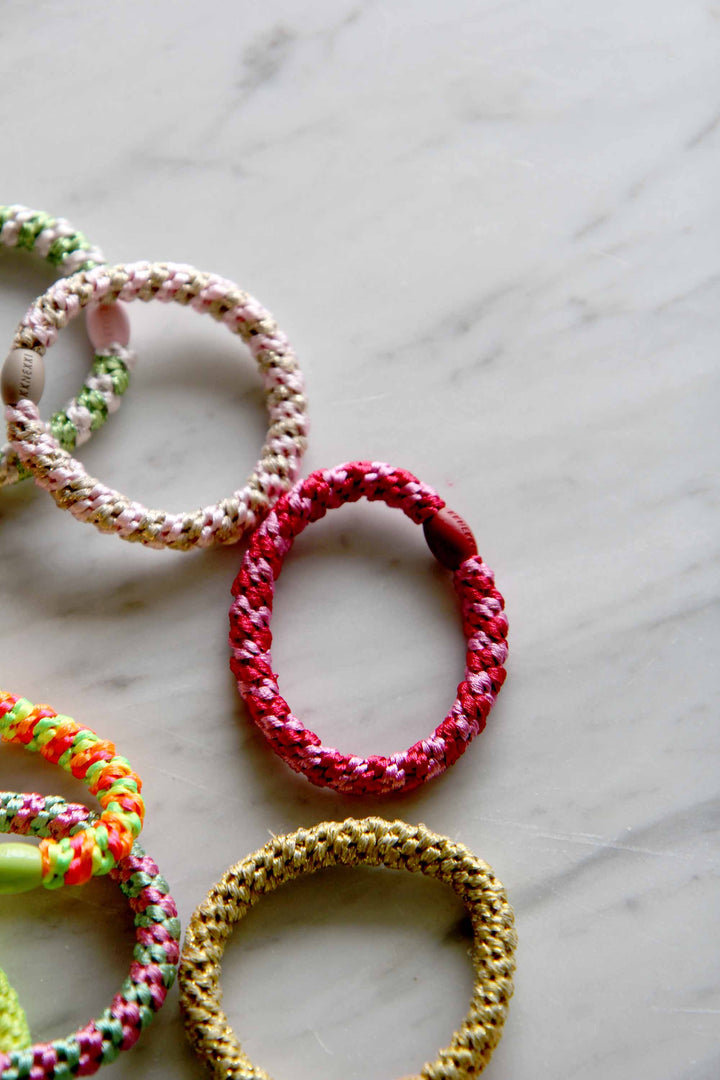 Kknekki Hair Tie / Red-Bubblegum Stripe