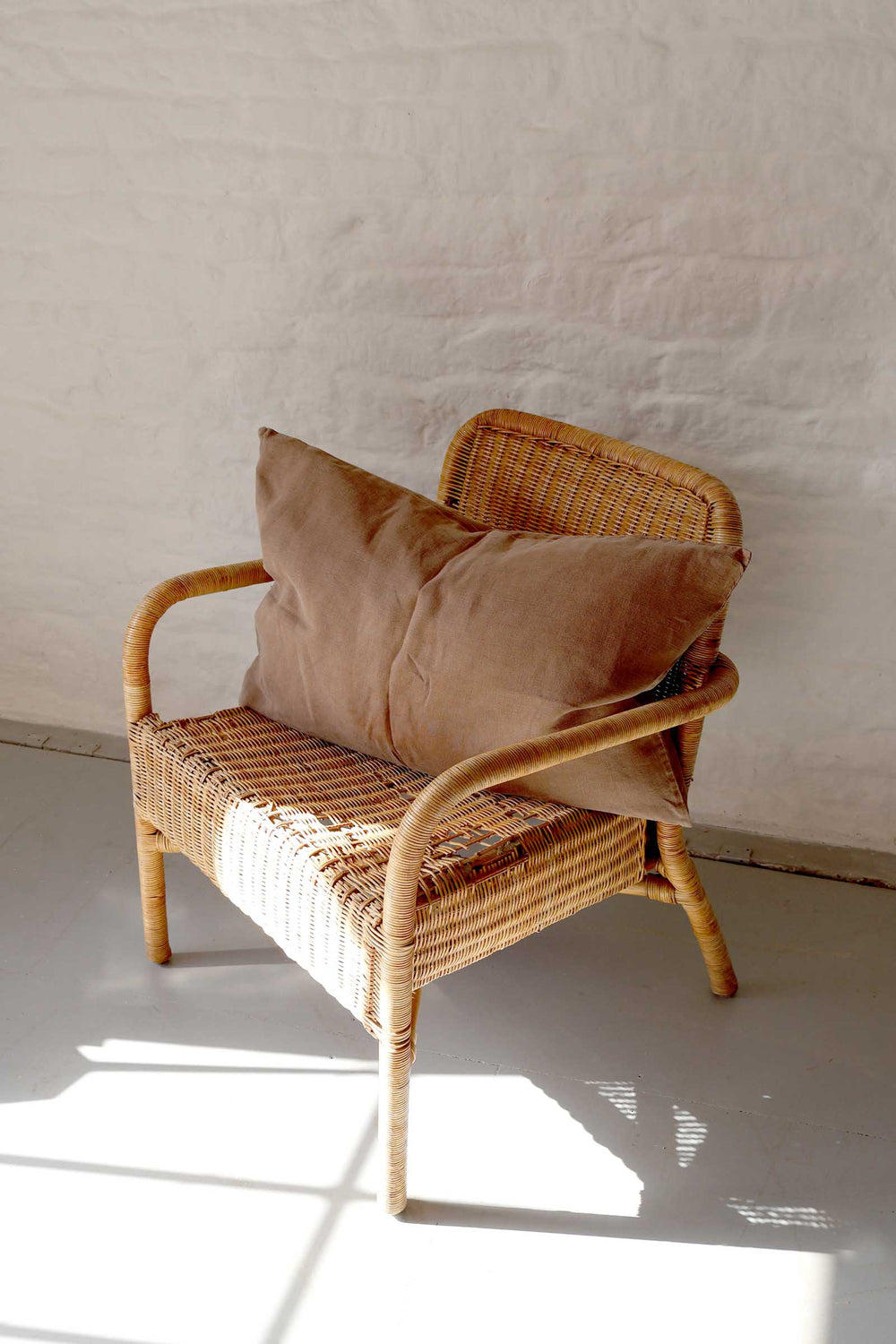 Linen Rectangle Cushion / Chocolate