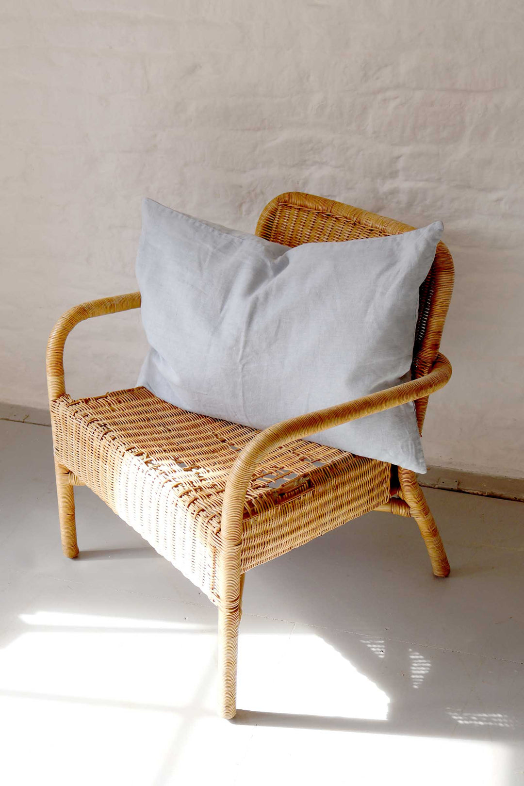 Linen Rectangle Cushion / Cornflower