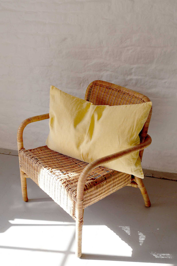 Linen Rectangle Cushion / Lemon Drop